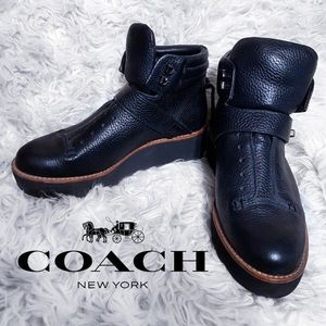 Coach urban hiking boots in black size 37/7